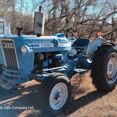 Running Ford 2600 Tractor