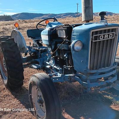 Running Ford 2600 Tractor