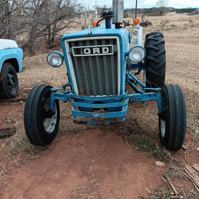 Running Ford 2600 Tractor