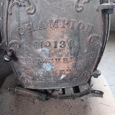 Antique wood burning stove Champion No. 136 Wehrle Co.