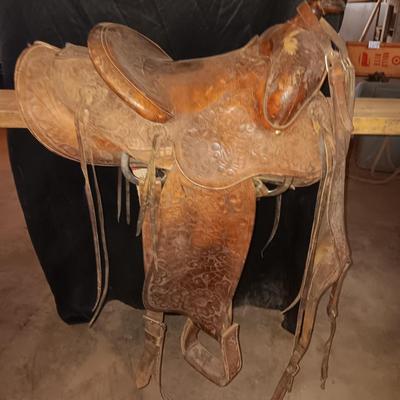 Antique leather saddle - Buck Steiner Maker Austin Texas