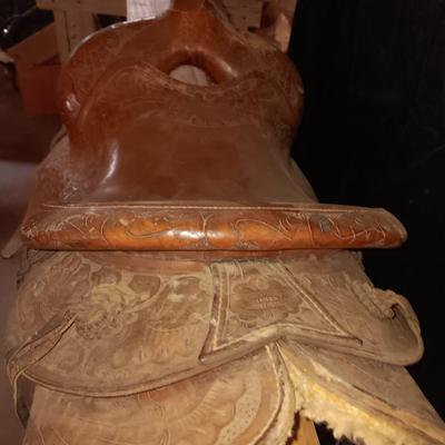 Antique leather saddle - Buck Steiner Maker Austin Texas