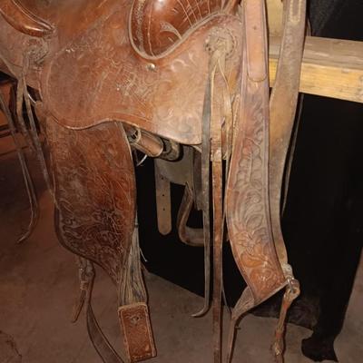 Antique leather saddle - Buck Steiner Maker Austin Texas