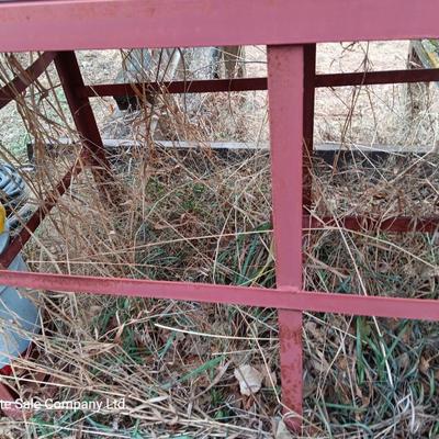 83" long Metal frame rack