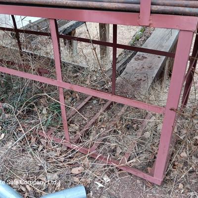 83" long Metal frame rack