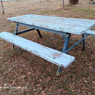 Steel framed Picnic table
