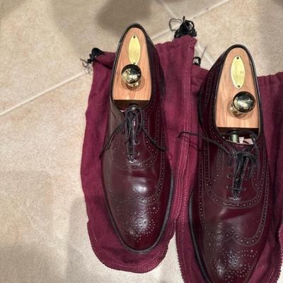 Lot 577 Mens dress shoes