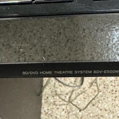 Lot 549, Sony Blu-ray disc/DVD home theater system BDV – E500W