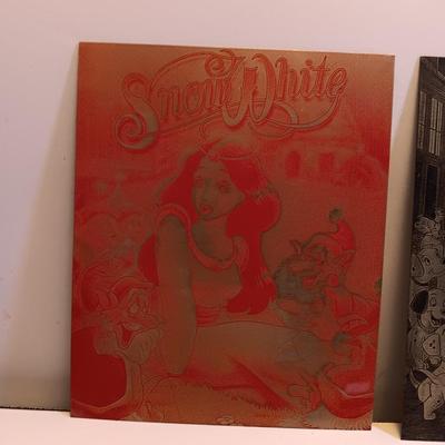 Laser art metal tin with cartoon characters