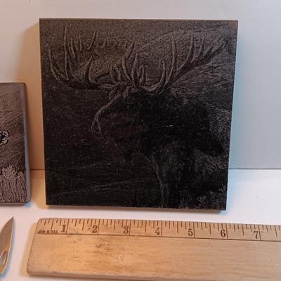 Laser art tiles moose & elk with two pocketknives