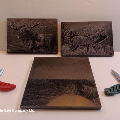 Laser art tiles moose & elk with two pocketknives