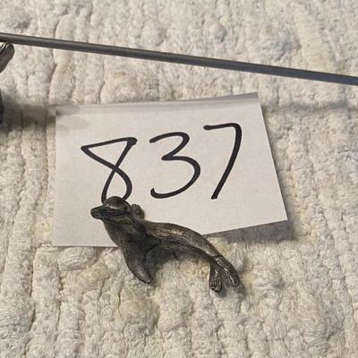 Dolphin Candle Snuff and Seal