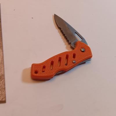 Metal / tin laser art - moose - antelope- and elk with two pocketknives