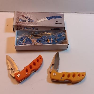 New Blue tail pocketknife with two smaller ones