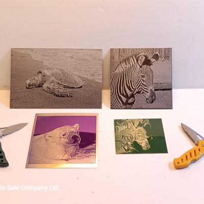 Laser art tiles tin with turtle - Zebra- Polar bear and two pocketknives