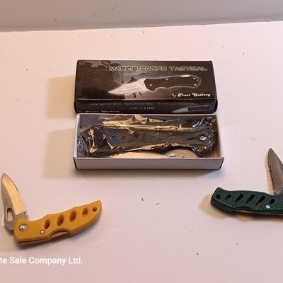 Three Frost Cutlery pocketknives - Marine Corps Tactical and two smaller ones