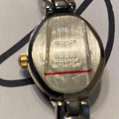 Ladies Quartz Watch