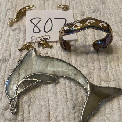 Dolphin Lot