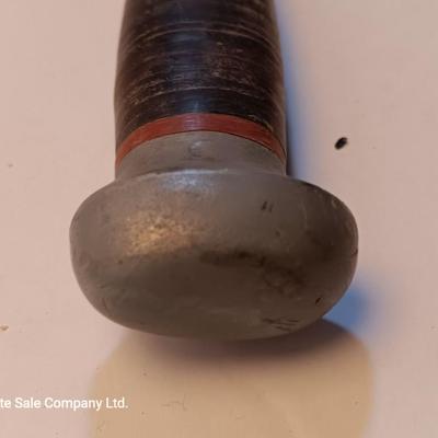 Hunting knife with leather sheath