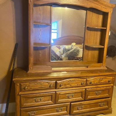 Dresser