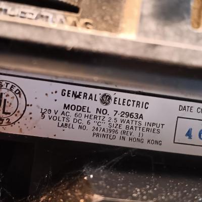 General Electric Model 7-2963A AM/FM/ TV PS AIR Instant weather electric or battery operated radio