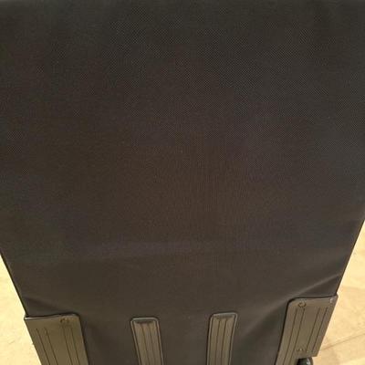 Lot 583 Large Kirkland Luggage