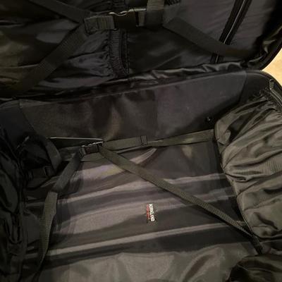 Lot 583 Large Kirkland Luggage