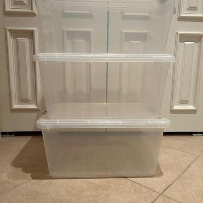 Lot 584 Storage containers