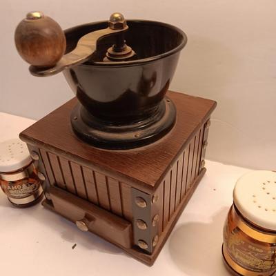 Coffee bean grinder with salt & pepper shakers