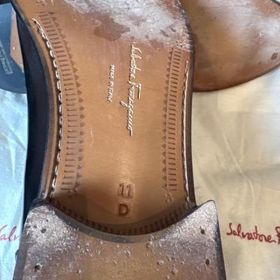 Lot 585 Mens Dress shoes