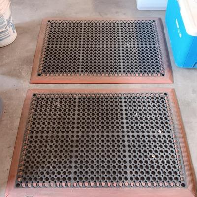 Two rubber floor mats - Anti fatigue thick rubber floor mats