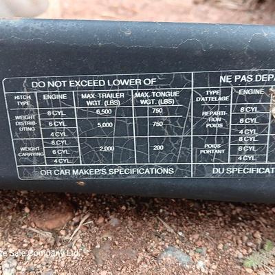 Tow hitch bar