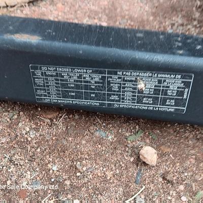 Tow hitch bar