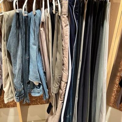 Lot 588 Mens clothing