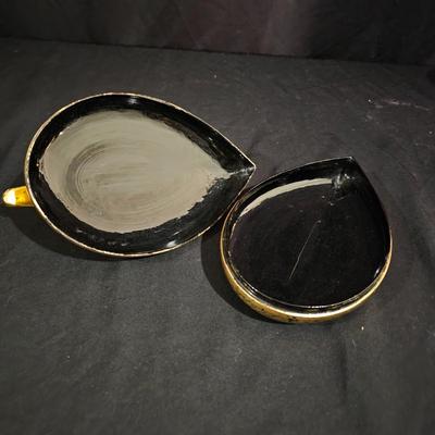 Assortment of Gold Lacquer Ware Bowls (D-JS)