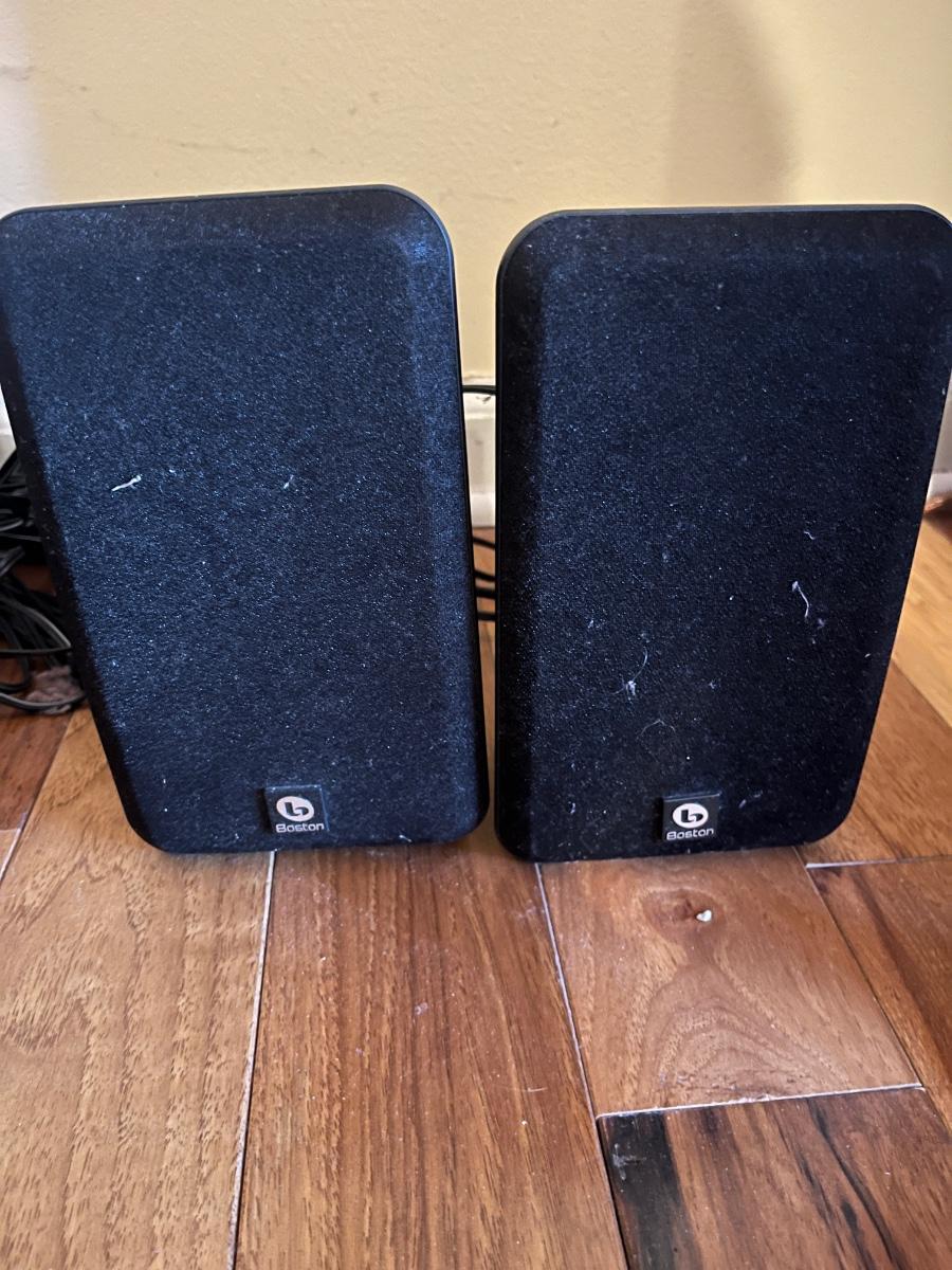 Boston Speakers & Rocketfish Wireless Rear Speaker Kit (PBMG