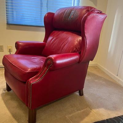 Bradington Young Red Leather Recliner (D-MG)