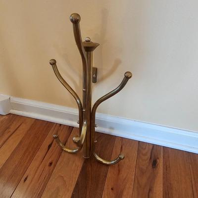 Brass Makeup Caddy & Wall-Mount Clothes Rack (LR-JS)