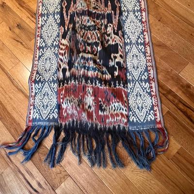 â€œSelandangâ€ Shawls & More (PB-RG)