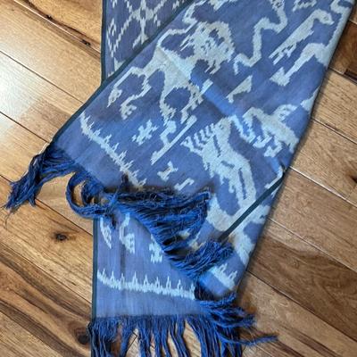 â€œSelandangâ€ Shawls & More (PB-RG)