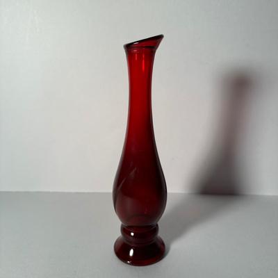LOT 4F: Vintage Red Glass Collection - Fenton, Avon & More