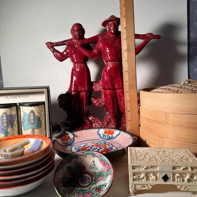 LOT 15F: Vintage Japanese Bowls, Statues, Bamboo Steamer & More