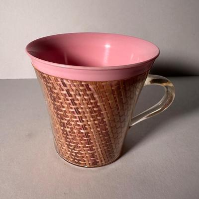 LOT 24F: Vintage Raffia Ware Coffee Mugs & Tumbler Set w/ Snack Set Trays & More