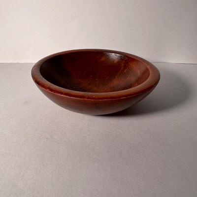 LOT 27F: Vintage Wooden Kitchen Collection - Salad Bowl w/ Serving Bowls & More