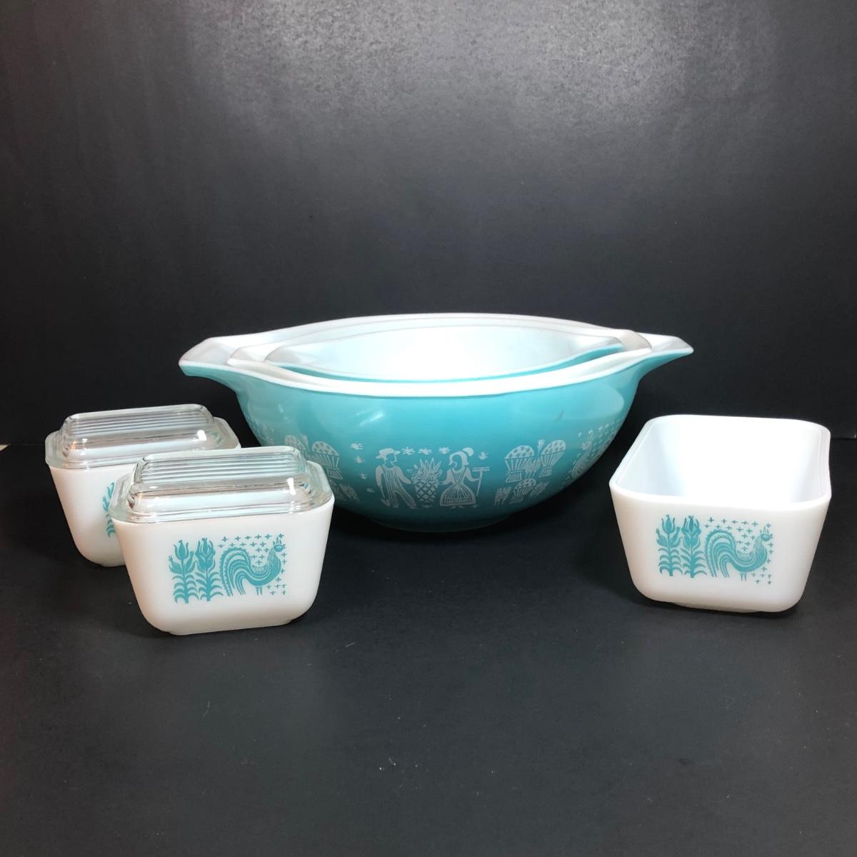 Vintage Butterprint Bowls by Pyrex - Set of 3