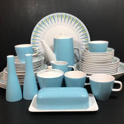 LOT 77K: Mikasa Cera-Stone Blue Point 3134-B Dish Set