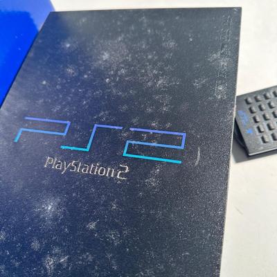 LOT 143L: PlayStation 2 (PS2) w/ Original Box