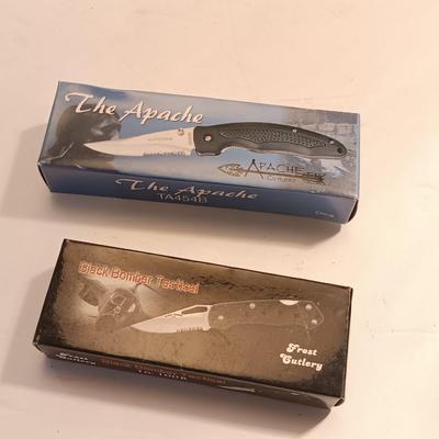 Two brand new pocketknives - The Apache and Black Bomber Tactical Frost Cutlery