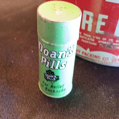 Antique lard tin - Velvet tobacco - Prince Albert tins with Doan's pills and two metal can openers