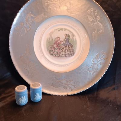 Wrought Farberware Aluminum plate frame platter with salt & pepper shakers